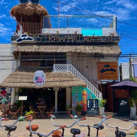 Straw Hat Hostel & Rooftop Bar Tulum Exterior photo