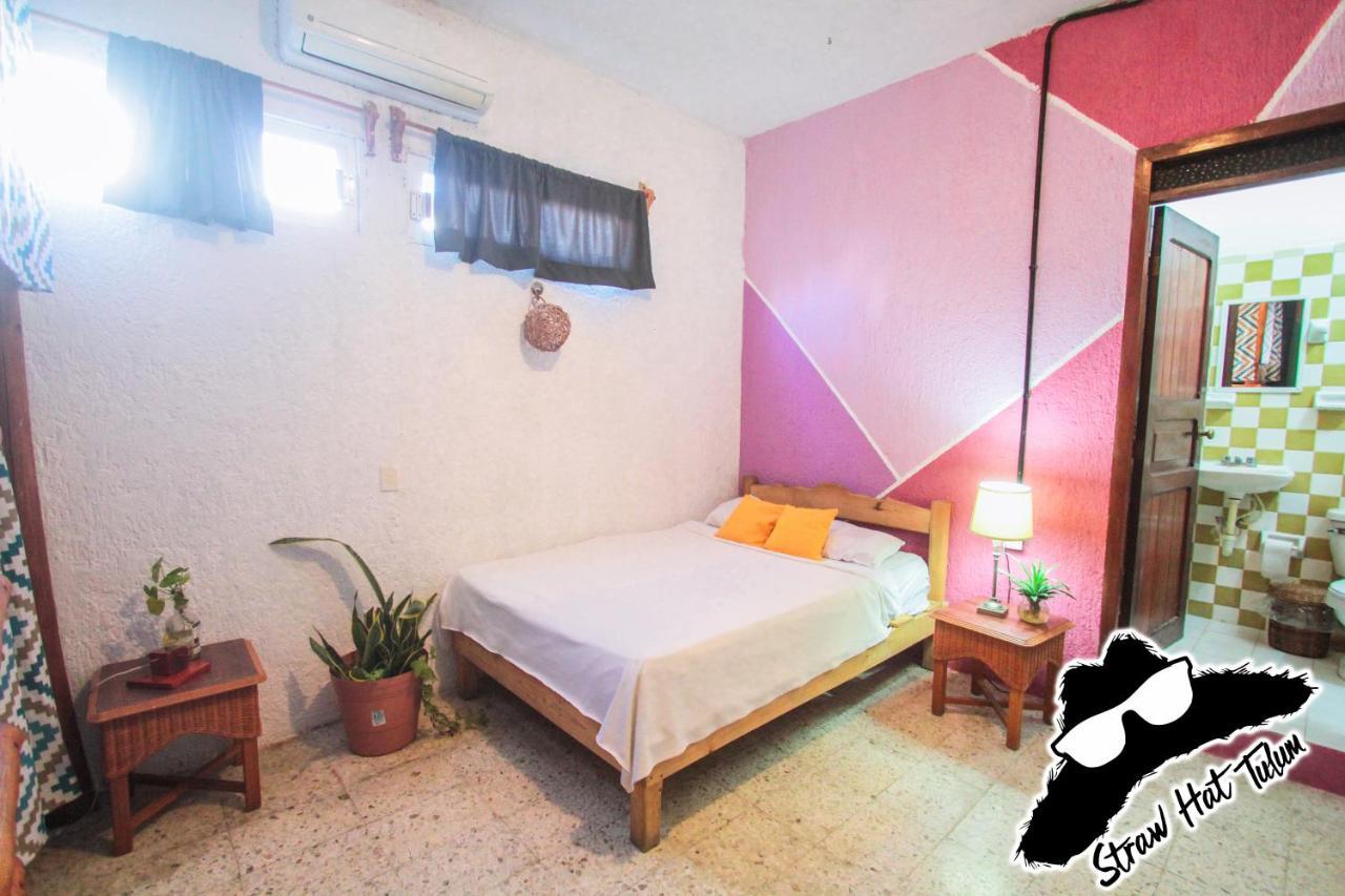Straw Hat Hostel & Rooftop Bar Tulum Exterior photo