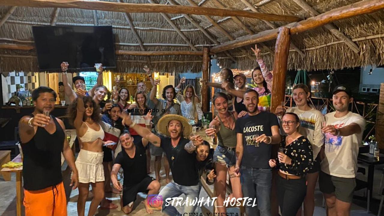 Straw Hat Hostel & Rooftop Bar Tulum Exterior photo