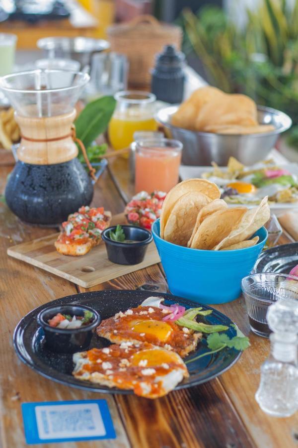 Straw Hat Hostel & Rooftop Bar Tulum Exterior photo